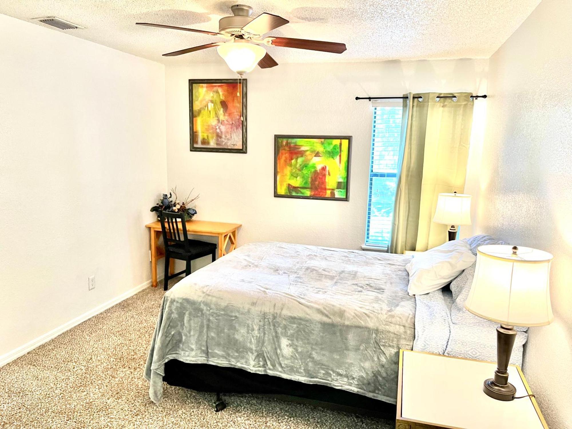 Daytona 2 Bed 10 Minutes To With Balcony * Port Orange