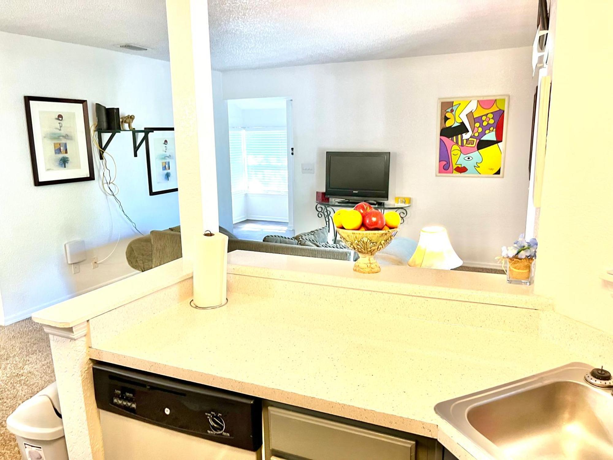 Apartment Daytona 2 Bed 10 Minutes To With Balcony *