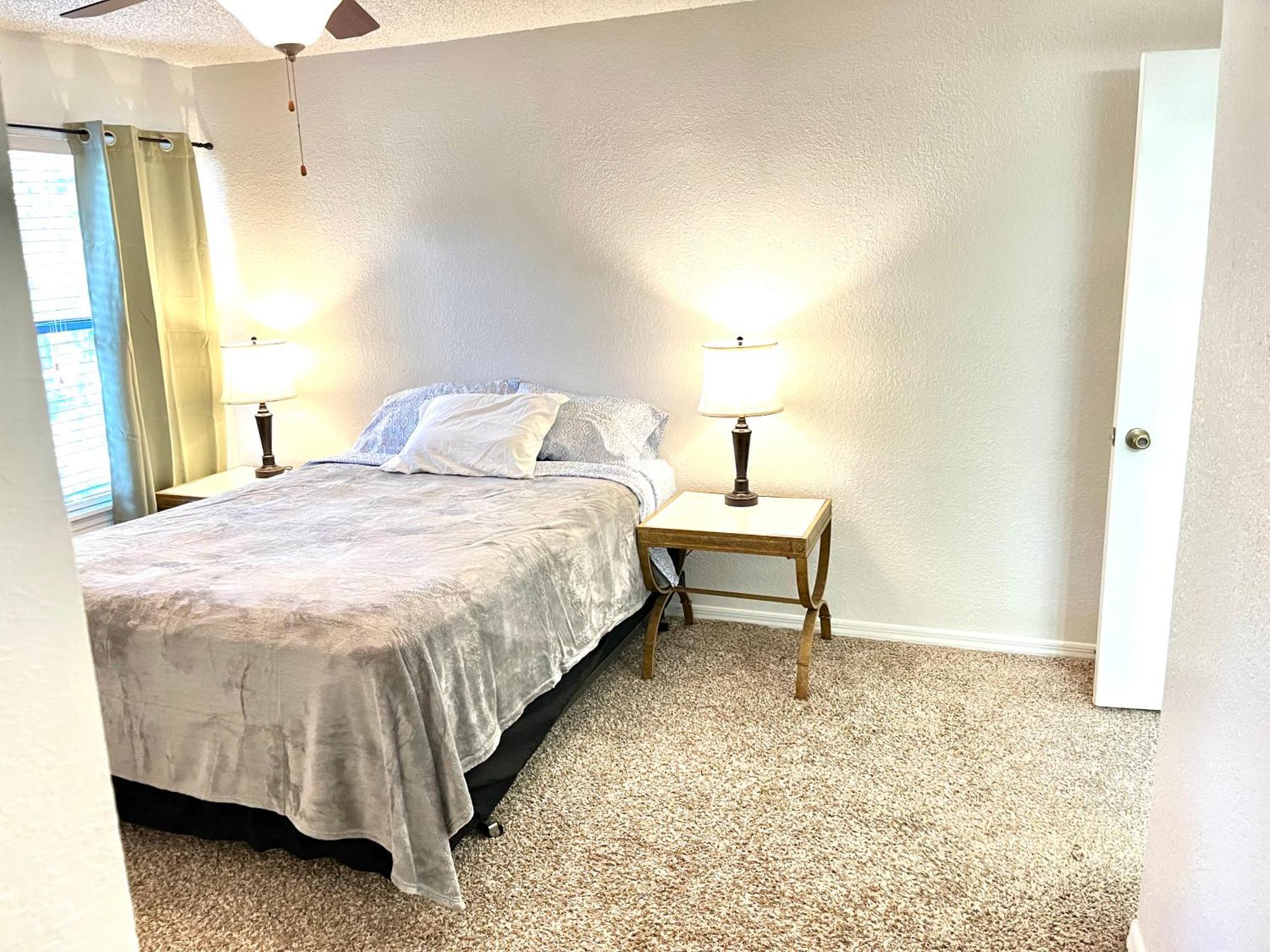 Apartment Daytona 2 Bed 10 Minutes To With Balcony *