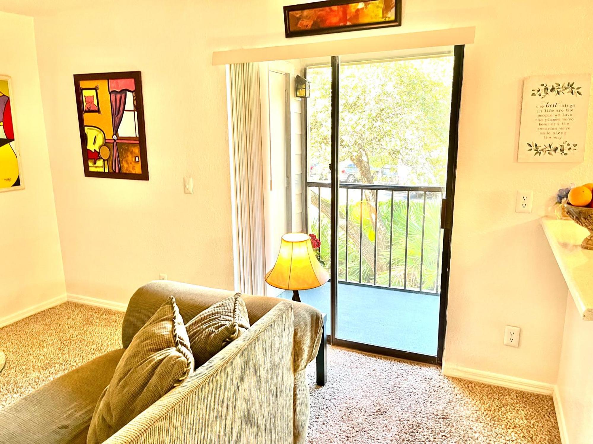 Daytona 2 Bed 10 Minutes To With Balcony Apartment *