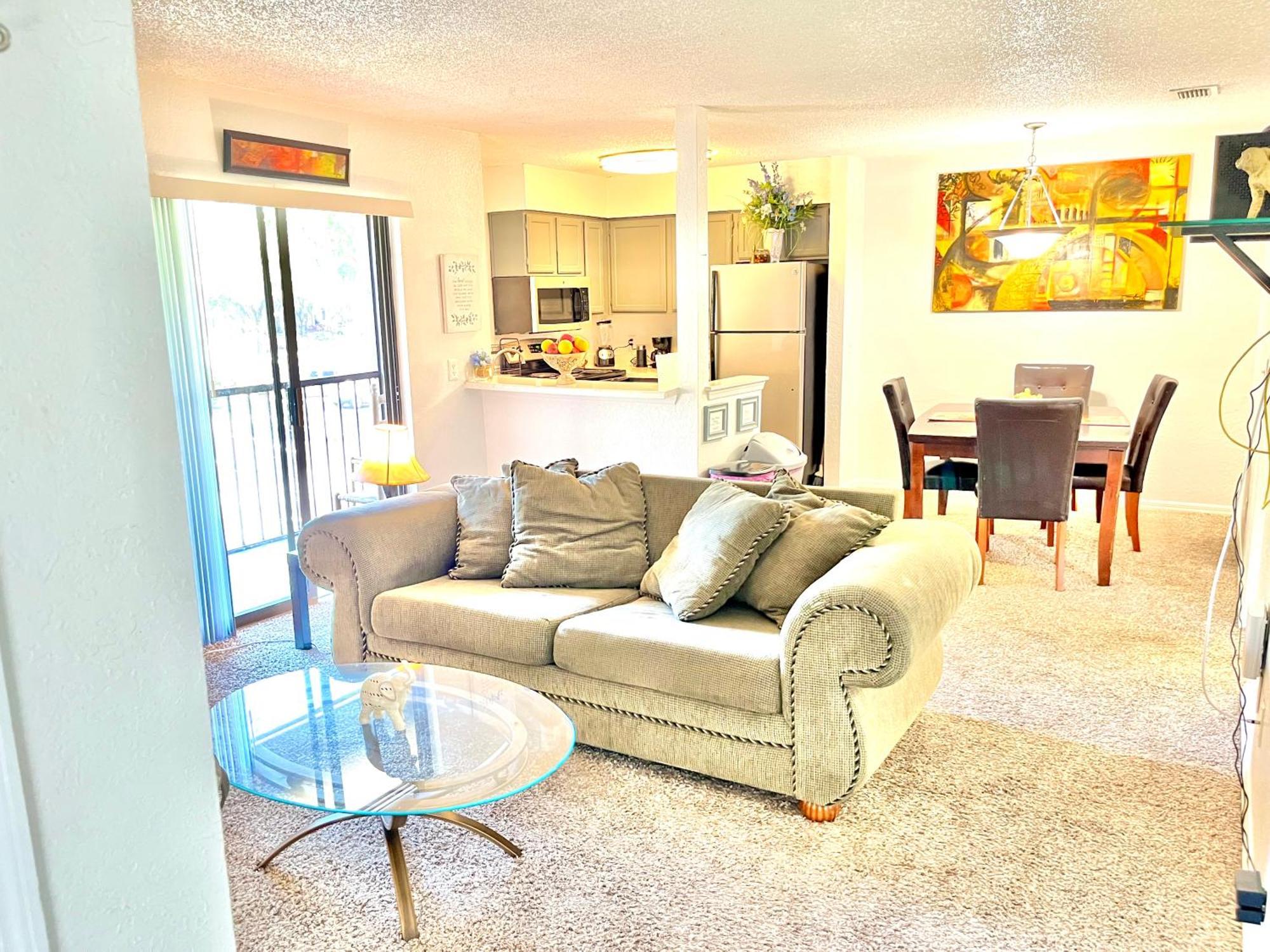 Daytona 2 Bed 10 Minutes To With Balcony Apartment *