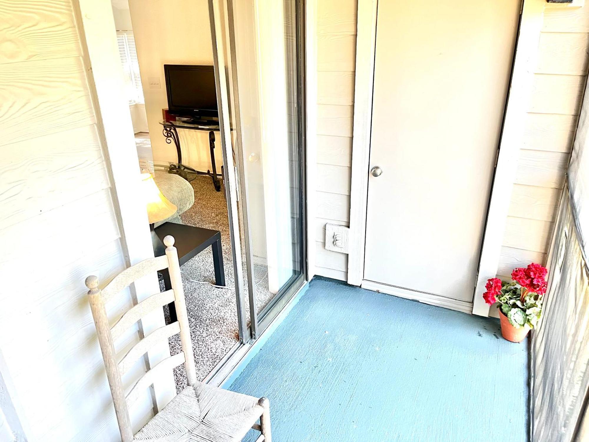 Apartment Daytona 2 Bed 10 Minutes To With Balcony
