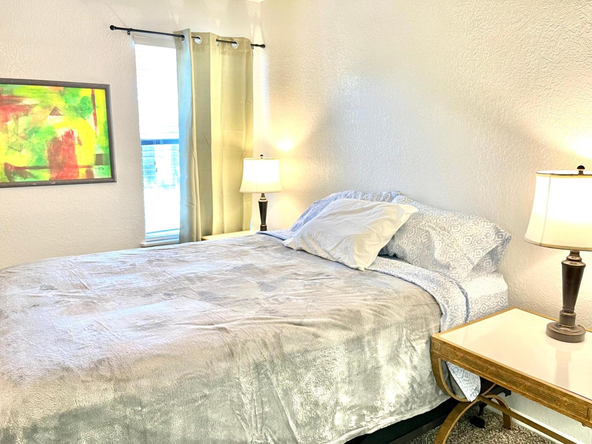 Apartment Daytona 2 Bed 10 Minutes To With Balcony *